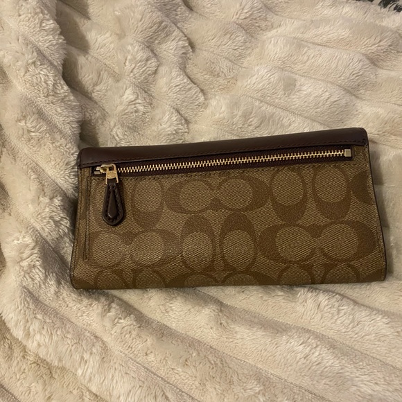 Coach Wallet - Picture 2 of 4